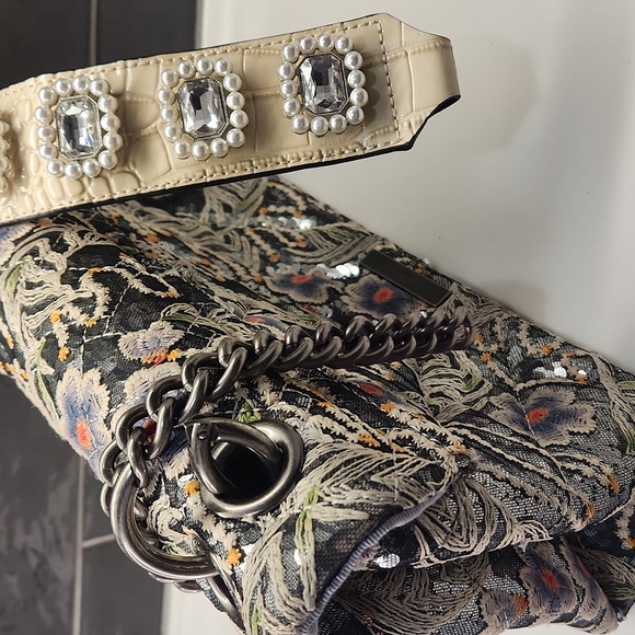 Kurt Geiger London Limited Edition Kensington bag - Picture 10 of 12